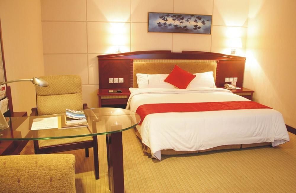 Huizhou Jinhuayue International Hotel Habitación foto