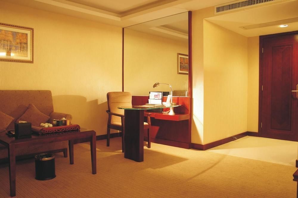 Huizhou Jinhuayue International Hotel Habitación foto