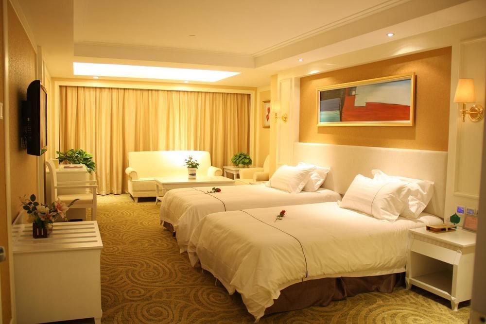 Huizhou Jinhuayue International Hotel Exterior foto